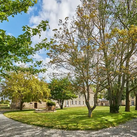 Manoir De L'ormel Omaha Bed & Breakfast Vierville-sur-Mer