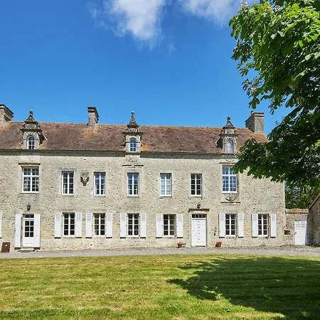 Manoir De L'ormel Omaha Bed & Breakfast
