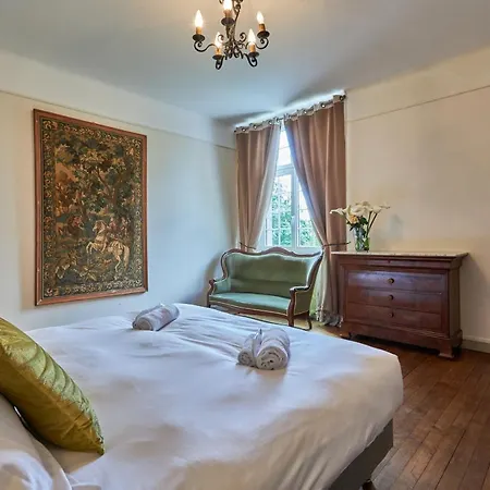 Manoir De L'ormel Omaha Bed & Breakfast *